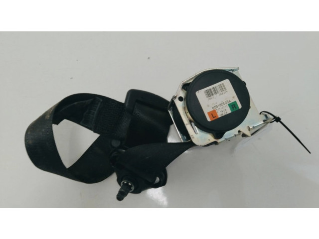 Задний ремень безопасности