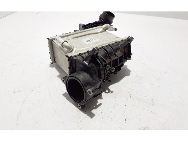 Интеркулер 8641466 Volvo V60