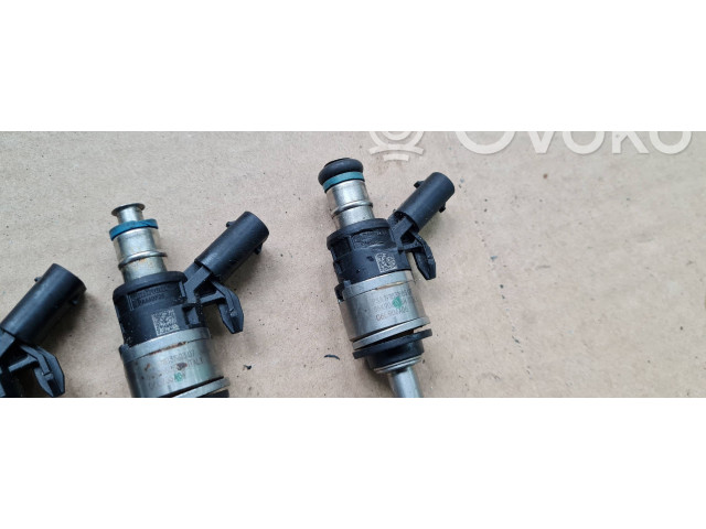 Форсунка 06K906036M, 06L90606    Audi Q5 SQ5  DJY DJYA 