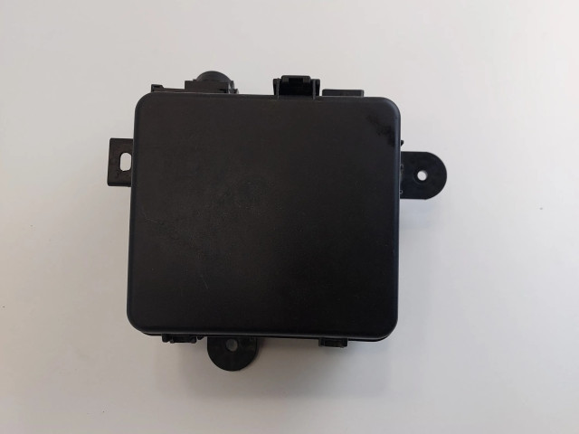 Pojistková skříňka 243843NA0A Nissan Leaf II (ZE1) 2021