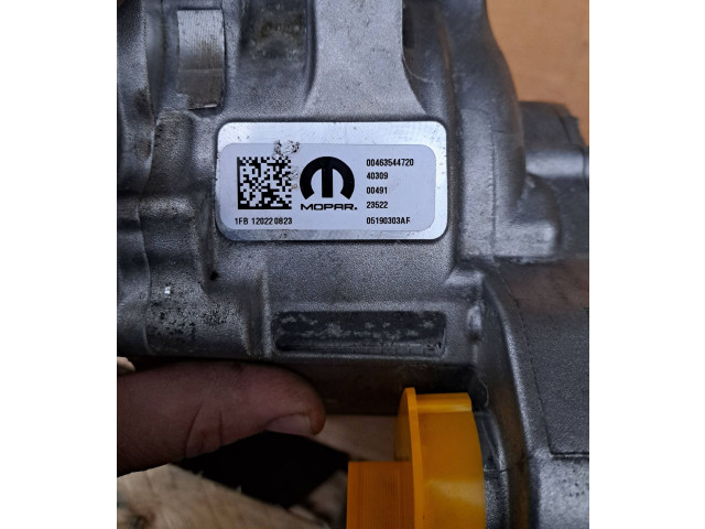 Генератор 50165775, 5190303AF Jeep Renegade