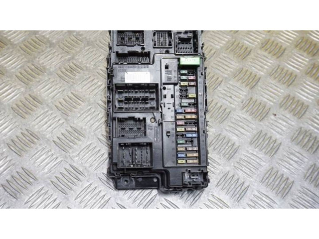 Блок предохранителей  LU5T-15604, A2C7692691400   Lincoln Aviator II    