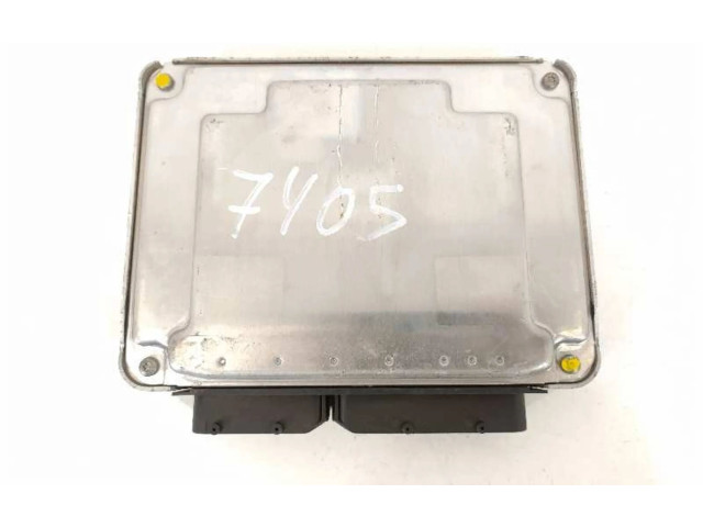 Блок управления двигателя 038906012HC Skoda Octavia Mk1 (1U)
