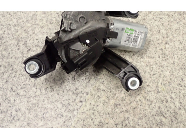 Моторчик дворников 85130-0D010 Toyota Yaris