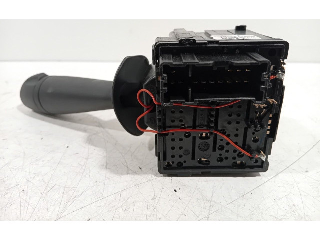 Ручка стеклоочистителей e1109568 Dacia Sandero II