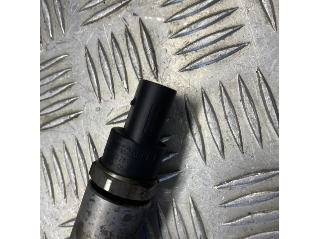 Топливная рампа A6390700495, A6110780449 Mitsubishi Colt 1.5