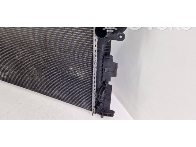 Радиатор охлаждающей жидкости  32224828   Volvo XC90 