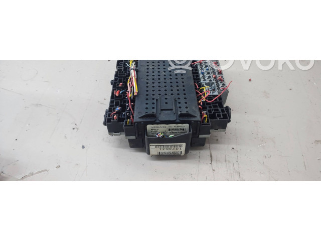 Pojistková skříňka 8645410, 01W065 Volvo XC70 2002