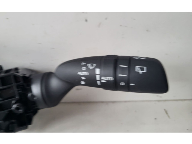 Ручка поворотов/ фонарей 3340017J781 Toyota RAV 4 (XA50)