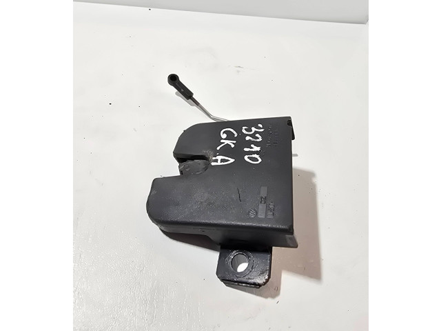 Zámek zadních dveří 2K0827505C Volkswagen Caddy 2006