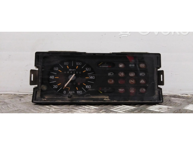 Přístrojová deska Renault Express 1991