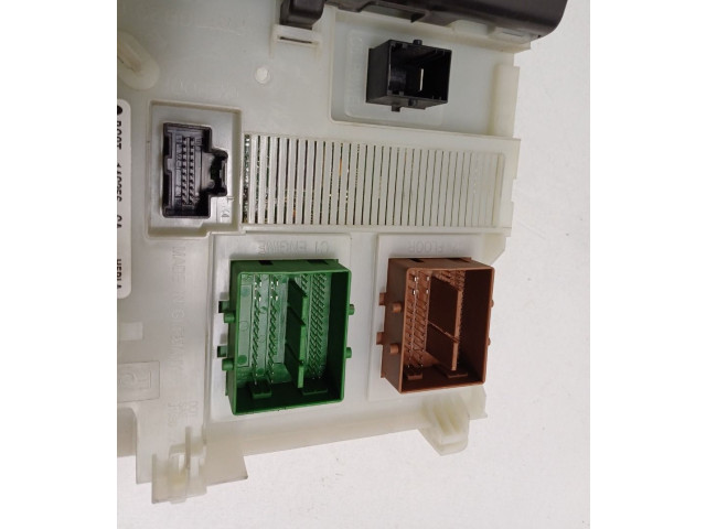 Pojistková skříňka 31327994 Volvo V60 2013