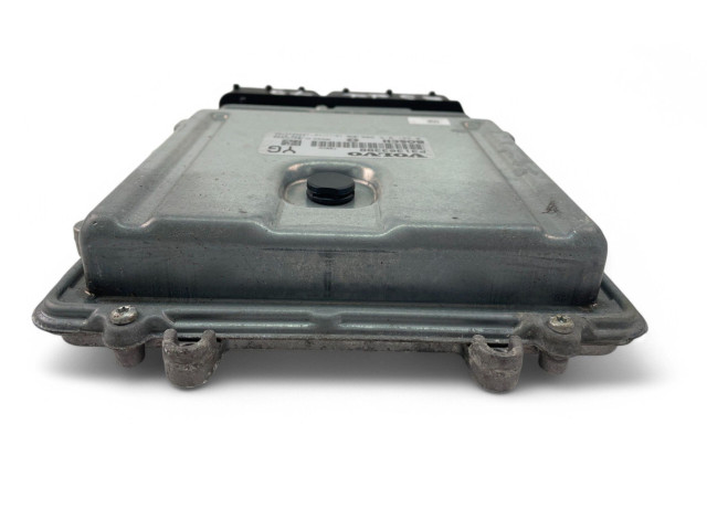 Блок управления двигателем Блок управления P31303388, 0281015286   Volvo S60