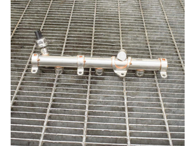 Топливная рампа 06M133316L Audi Q5 SQ5 для двигателя CWGD