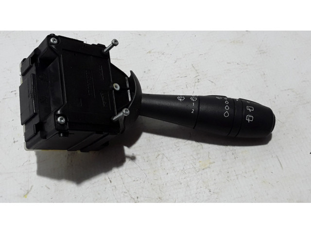 Ножка стеклоочистителей лобового стекла