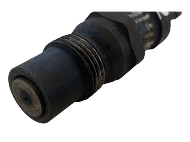 Vstřikovač 068130201B Volvo 940