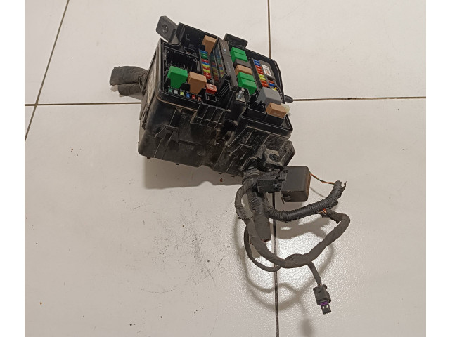 Блок предохранителей 91951, E426209J KIA Sorento