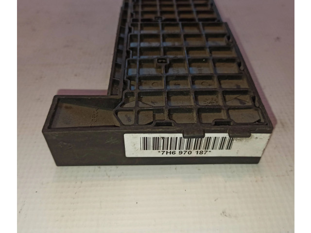 Pojistková skříňka 7h6970187, 7h0937550 Volkswagen Transporter - Caravelle T5 2006