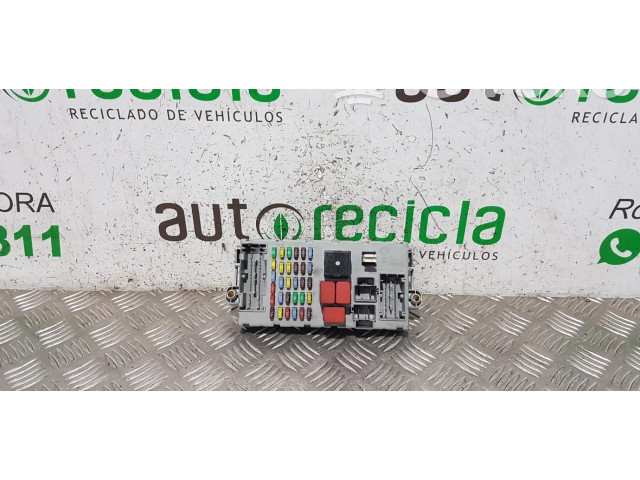 Блок предохранителей 50513353 Alfa Romeo 166