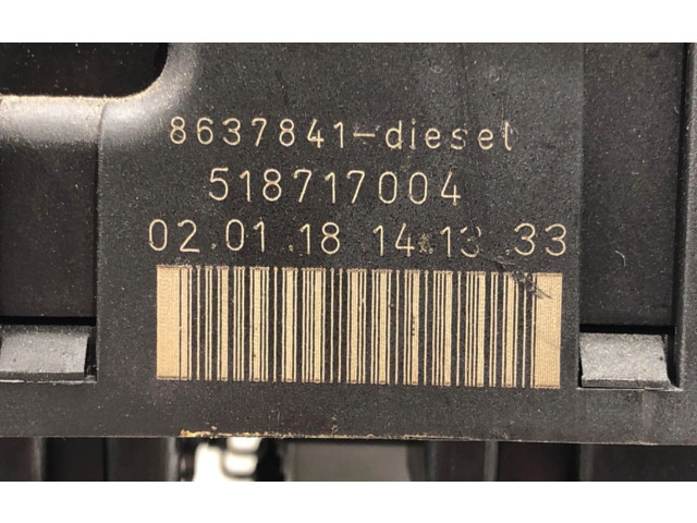 Блок предохранителей 8637841 Volvo S60