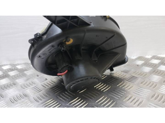 Вентилятор печки 6Q1819015 Skoda Fabia Mk1 (6Y)