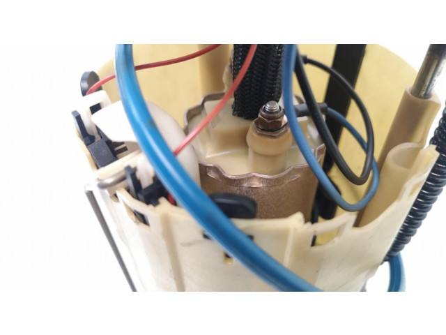 Насос топлива (в топливном баке)