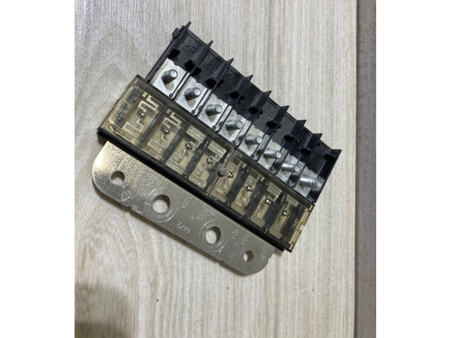 Блок предохранителей BK2T14A094BA Ford Transit Custom