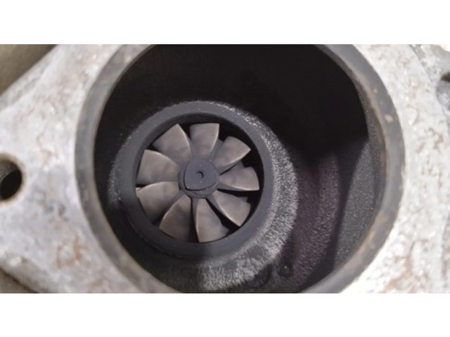  Турбина Volvo XC90 2.4 8603296, GT2052V   для двигателя D5244T      