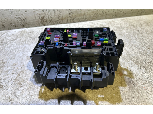 Блок предохранителей 68460093AC, 099306417EF   Jeep Grand Cherokee WL    