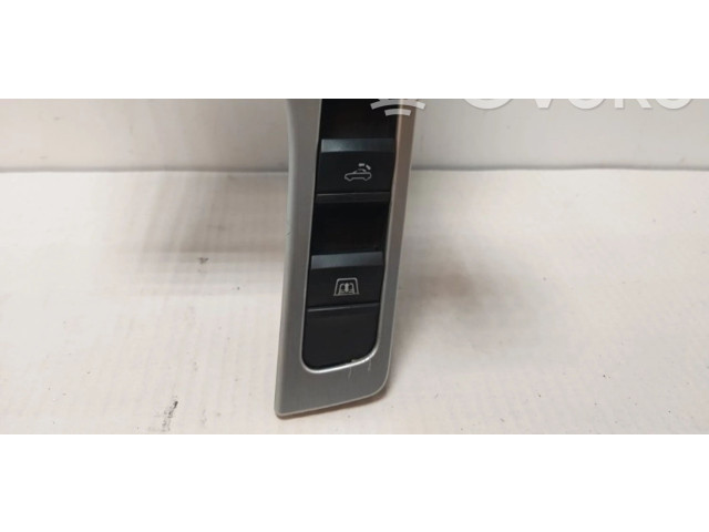 Селектор переключения передач     8J1713463, 8J1713139C    Audi TT TTS Mk2 