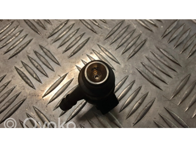 Vstřikovač 1247931, D3768FA   BMW 3 E46  pro benzínový motor 1.8  