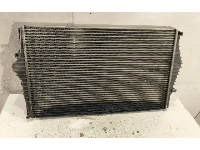 Интеркулер  30748809, 07836139   Volvo V70 