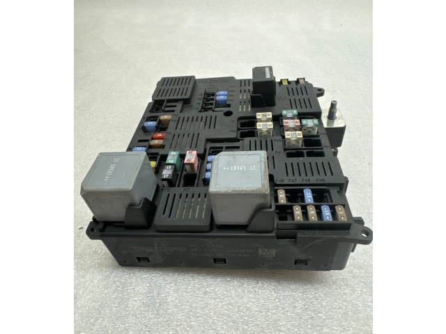 Блок предохранителей 31473770   Volvo XC90    