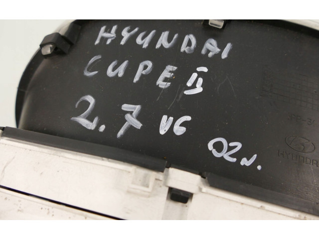 Панель приборов    Hyundai Coupe       