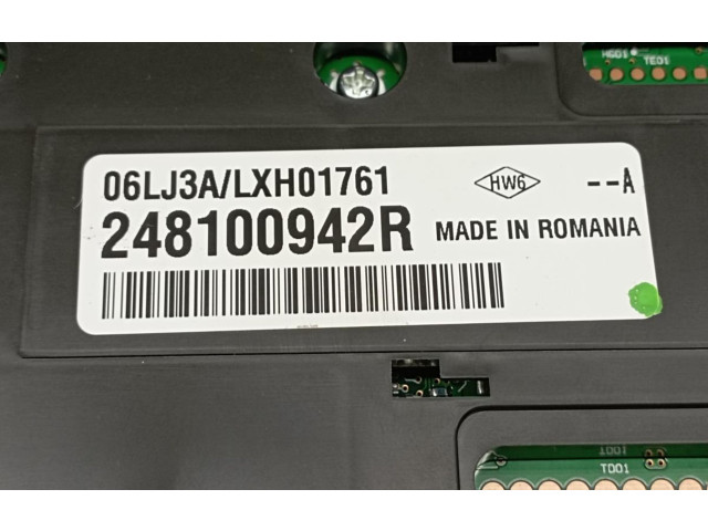 Панель приборов 248100942R, 28.831KMS Renault Clio V