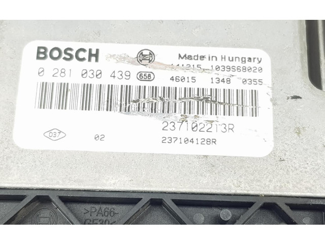 Блок управления двигателя 237102213R, 237102213R Dacia Duster