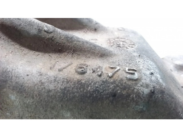 Кронштейн крепления коробки передач