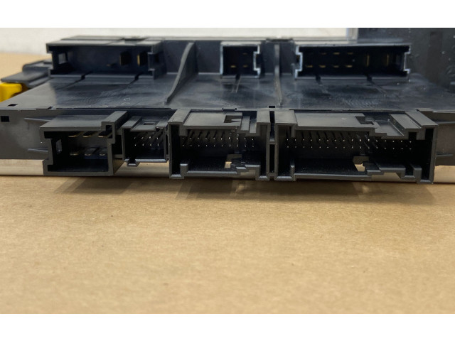 Блок предохранителей  A2305451532, 05045128   Mercedes-Benz SL R230    