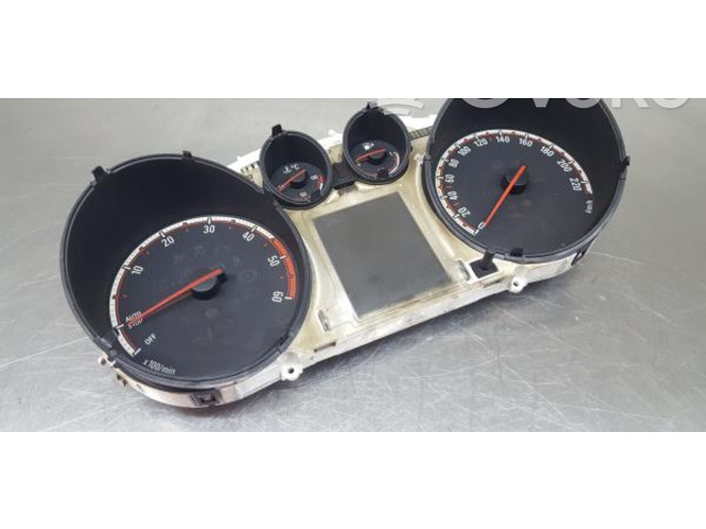 Панель приборов 769325020U, 40.000KM   Opel Meriva B       