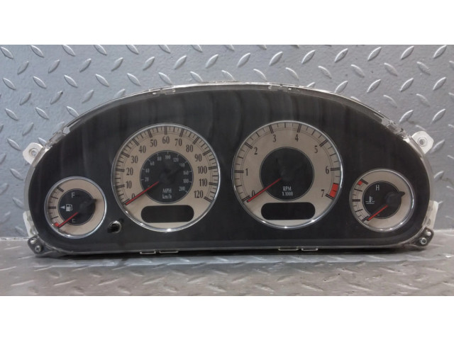 Přístrojová deska Dodge Grand Caravan 2003 R742AE