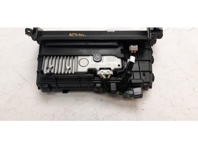 Блок управления 95560J7000   KIA Xceed