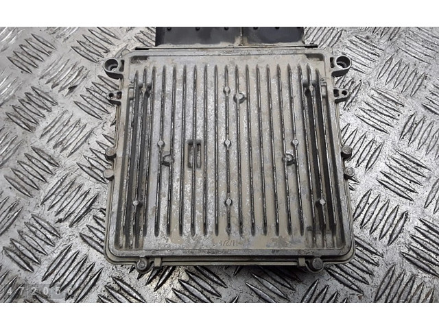 Řídící jednotka Mercedes-Benz CLS AMG C219 2008