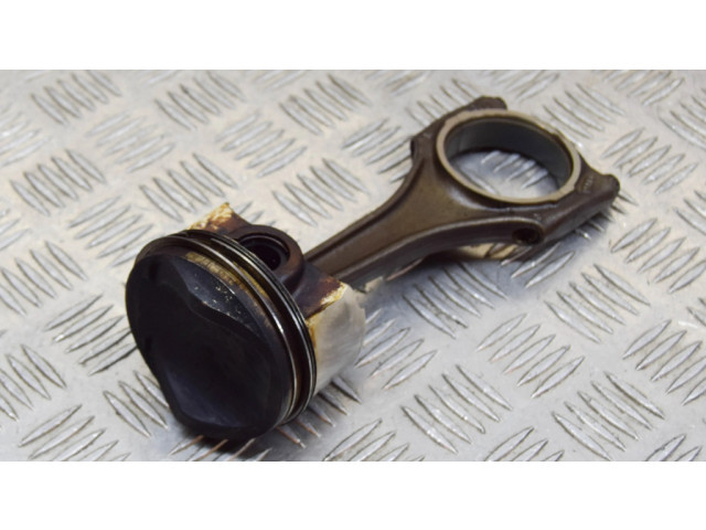 Píst 06E107065DM, 06E198401E   Audi A4 S4 B8 8K  pro benzínový motor 3.0 CGWC 