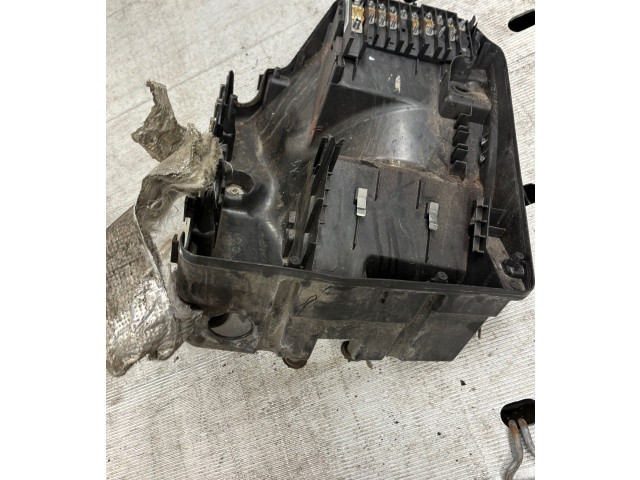 Pojistková skříňka 7H0907296 Volkswagen Transporter - Caravelle T5 2007