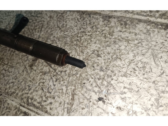 Форсунка 059130201A    Audi A6 S6 C5 4B   