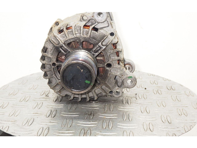 Генератор 04C903023K Volkswagen Golf VII