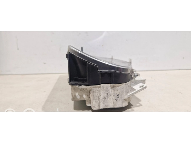 Панель приборов MR381822, 7781868W Mitsubishi Galant