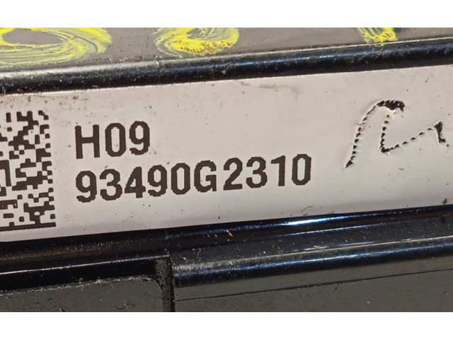 Подушка безопасности водителя 93490G2310   Hyundai Ioniq