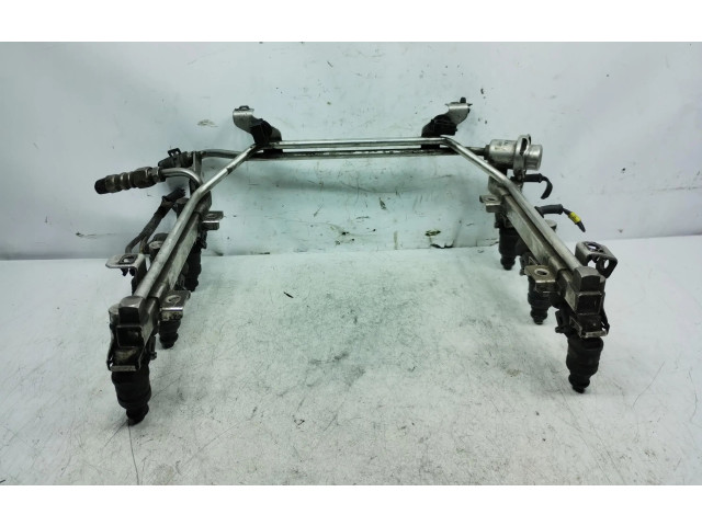 Топливная рампа 078133681AJ   Audi A6 S6 C5 4B  