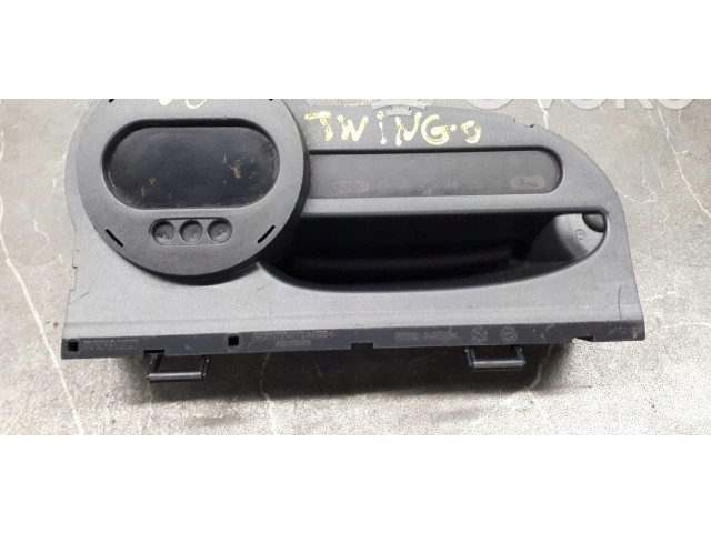 Панель приборов 8200725326   Renault Twingo II       